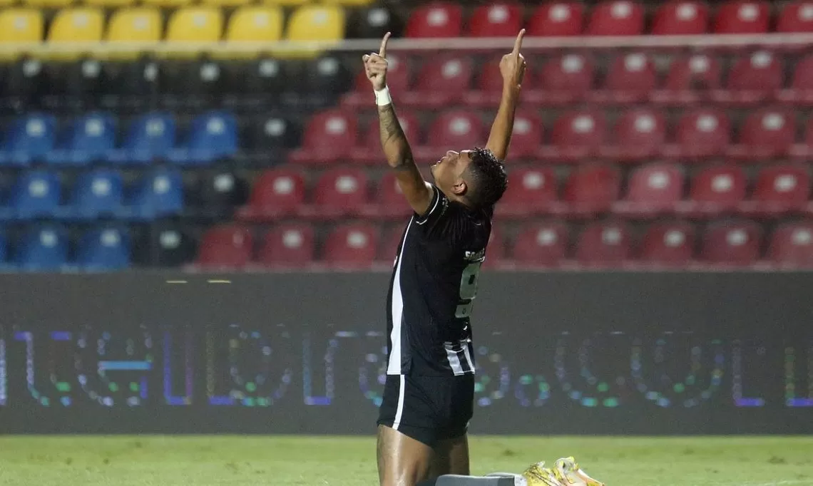 Soares: não é um 'tiquinho' o que joga o artilheiro do Campeonato Brasileiro  - TV Manaíra